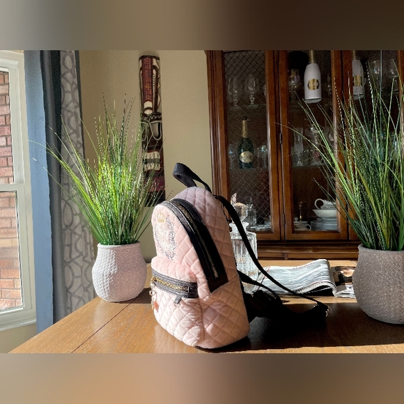 Juicy Couture Soft Pink Royal Moment Velour Velvet Backpack Bag Handbag ( NWT ) - Picture 4 of 9